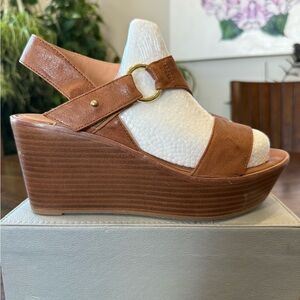 Johnston & Murphy Tan Leather Jade Asymmetrical Wedge Size 8.5